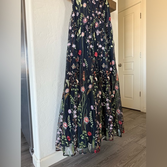 Morgan & Co|Fully Embroidered Floral Black maxi dress,sleeveless & fairy style• - Picture 11 of 16